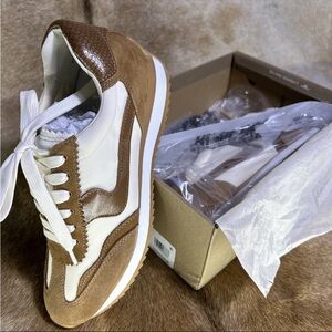 Dolce Vita B.NTCD Women's Fashion Sneakers Pecan Nylon Size 8.5 NWB